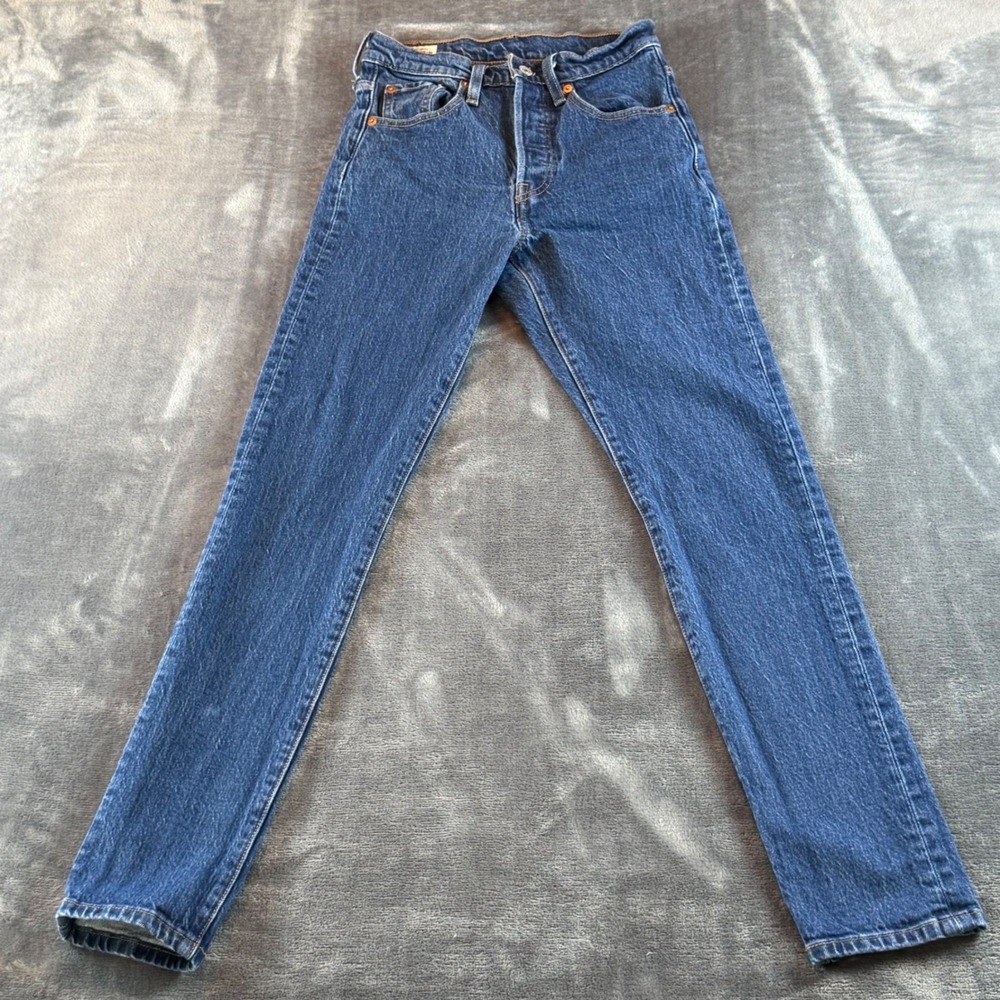 Levi's Premium 501 Women's Jeans Size 24X30 Mid Rise Skinny Medium‎ Wash